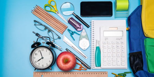 泡在AI時(shí)代的兒童，與泡在互聯(lián)網(wǎng)的家長(zhǎng) 一場(chǎng)跨越數(shù)字鴻溝的家庭教育新對(duì)話